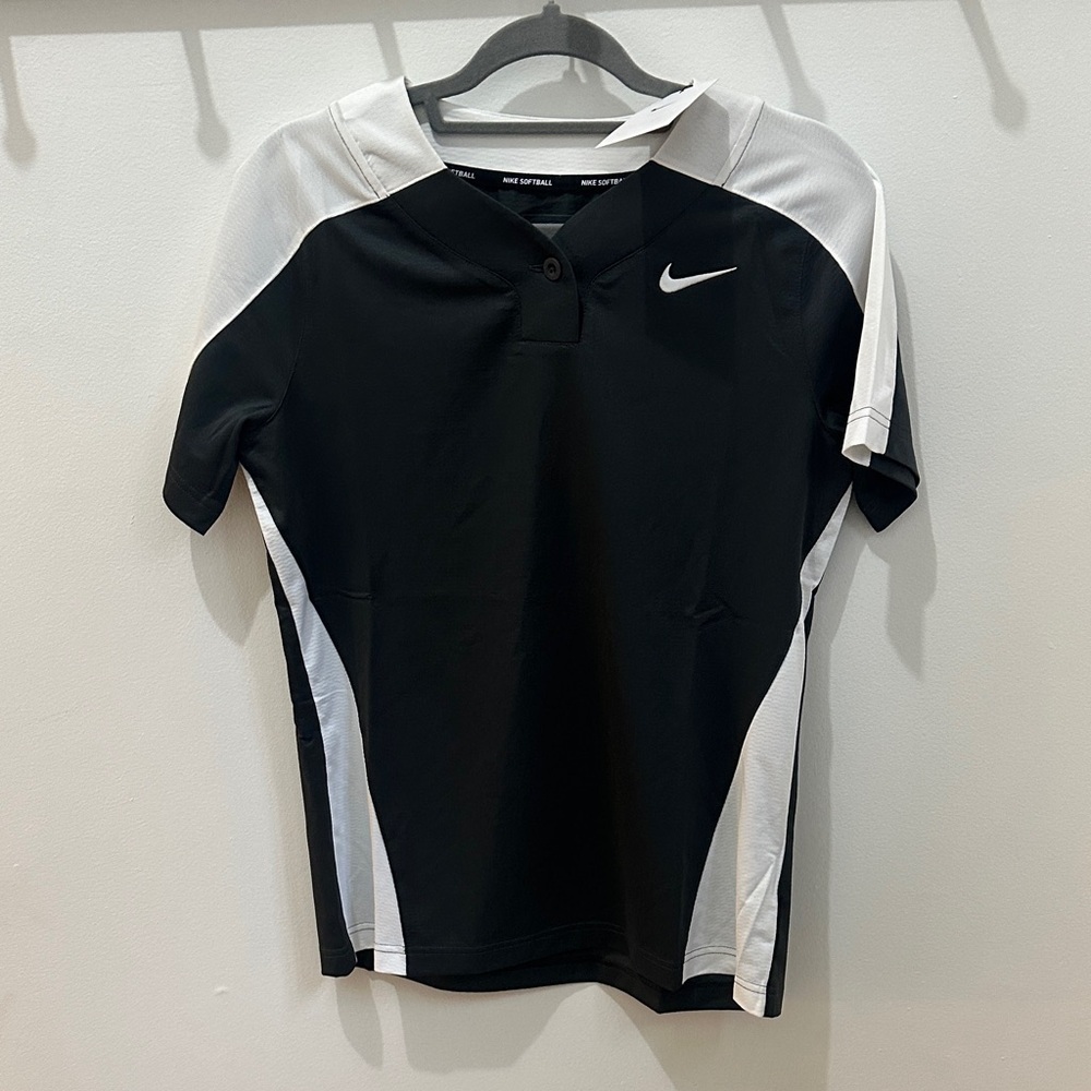 Nike Women’s Softball Shirt